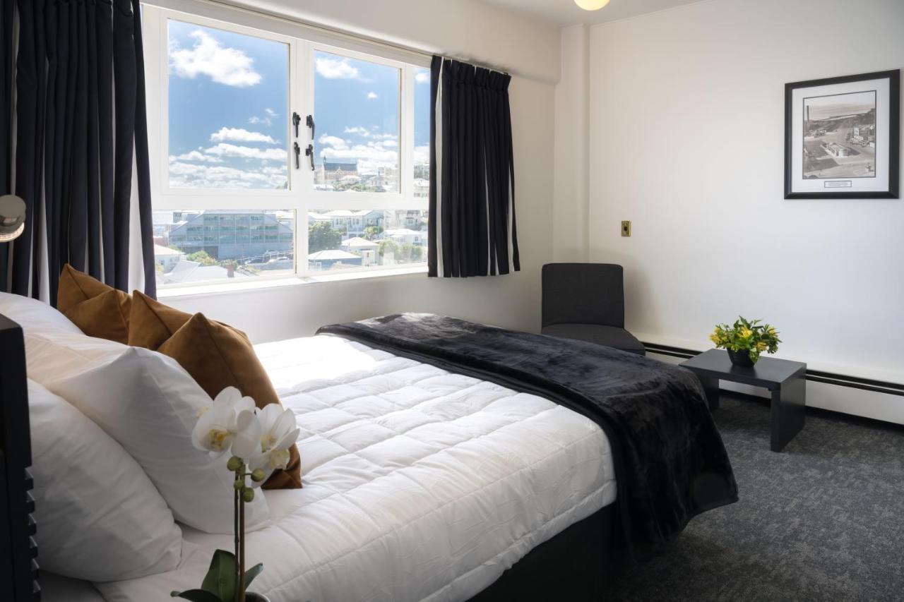 Bay Plaza Hotel Уелингтън Екстериор снимка
