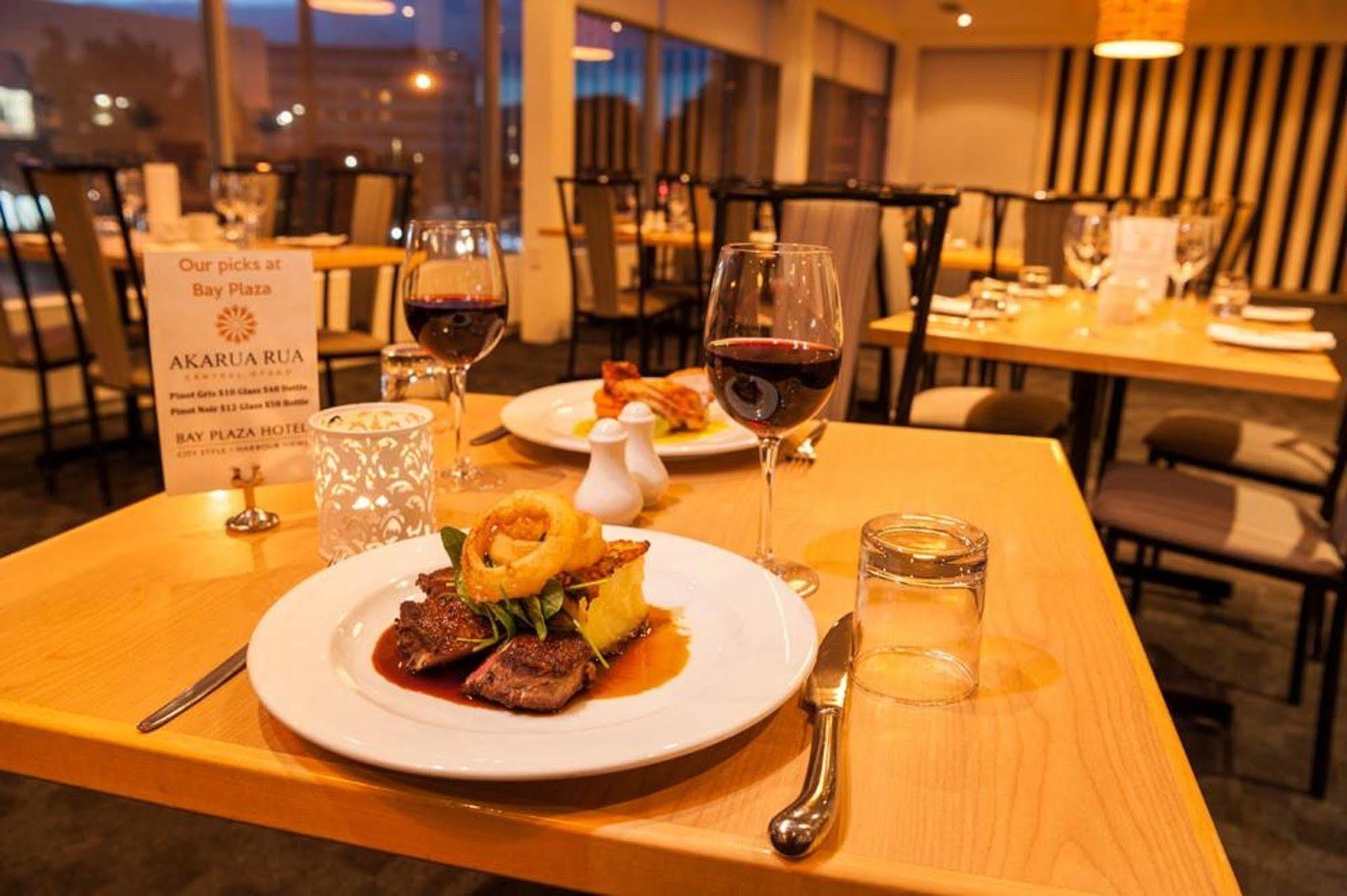 Bay Plaza Hotel Уелингтън Екстериор снимка